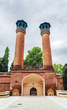 Refined masterpiece Shah Abbas Mosque