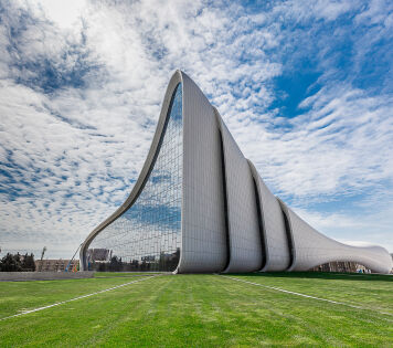 An in-depth look at the Heydar Aliyev Centre