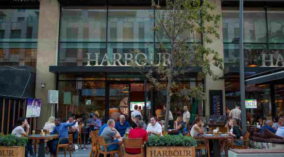 Harbour Restaurant & Pub